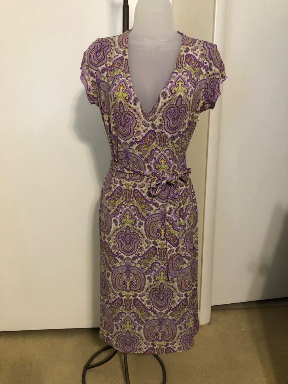 Banana Republic Purple Paisley V-Neck Midi Wrap Dress with Belt